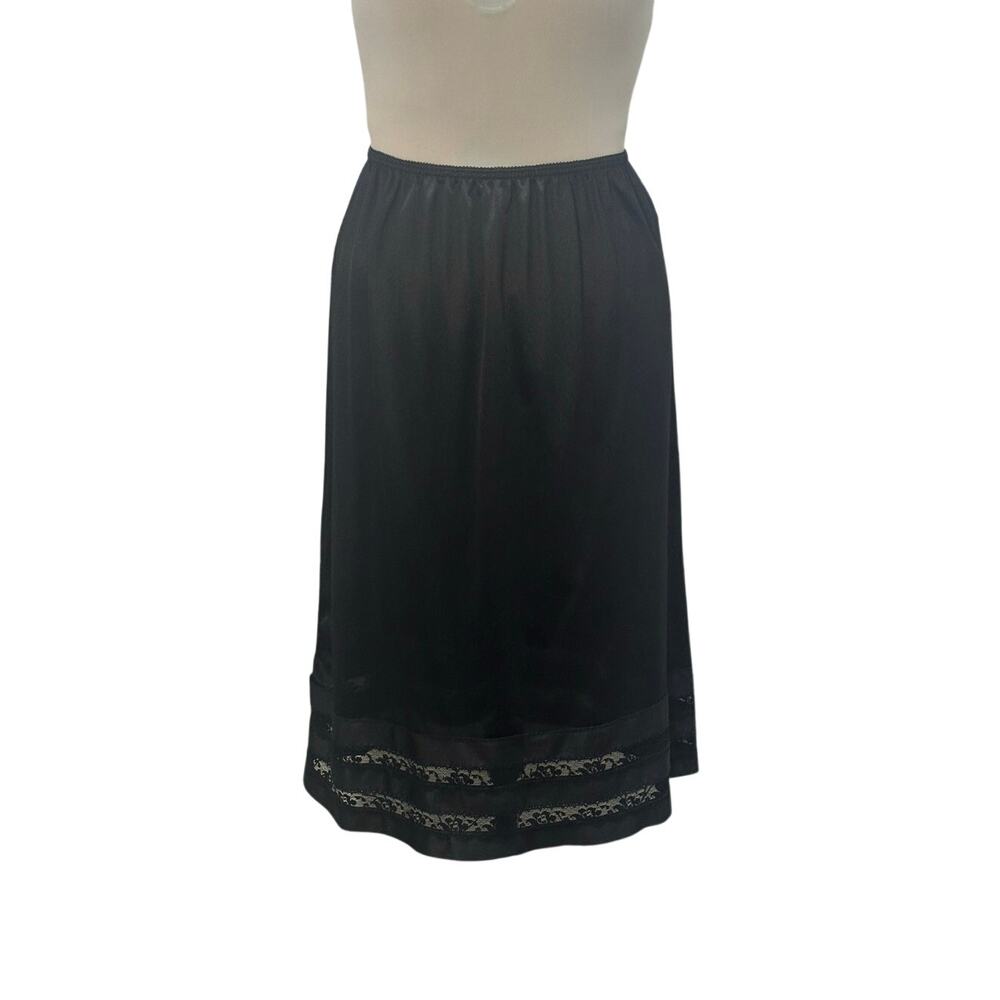VINTAGE Beau Trix Black Half Slip Lace Tiered Hem Made In USA Petticoat Skirt